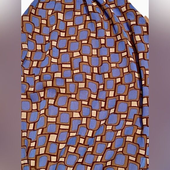 EUC THX Sleeveless Top wi/ Geometric Pattern - Picture 3 of 7
